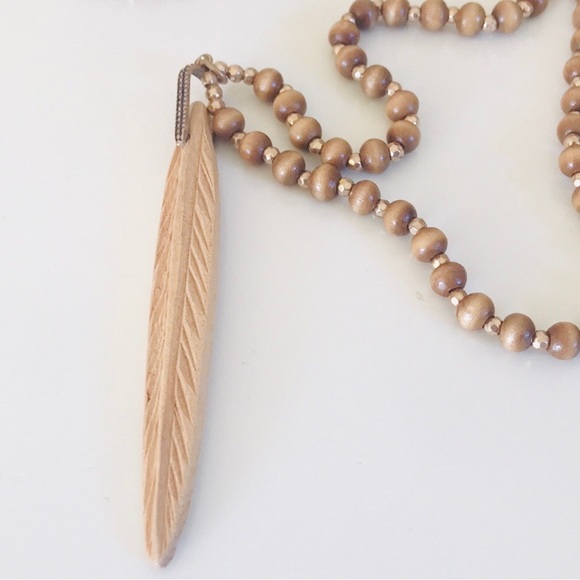 Wooden Bead Pendant Necklace - Picture 6 of 9